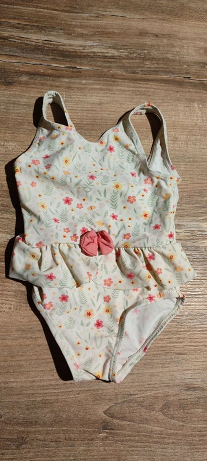 Lot vêtements 6 mois fille - photo numéro 20