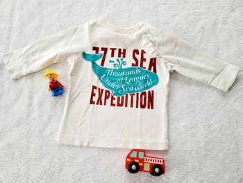 Tee-shirt manches longues "baleine"