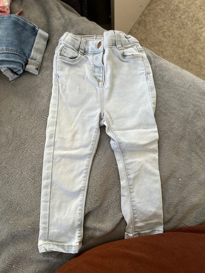 Jeans tape à l’œil