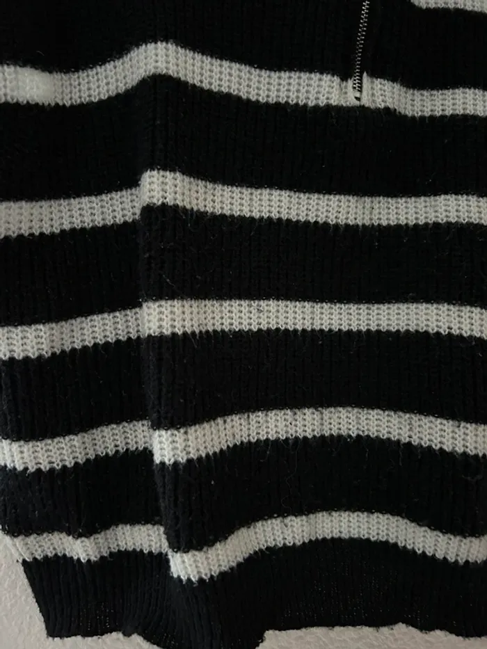 Pull maille sans manche à rayure avec fermeture éclaire - photo numéro 2