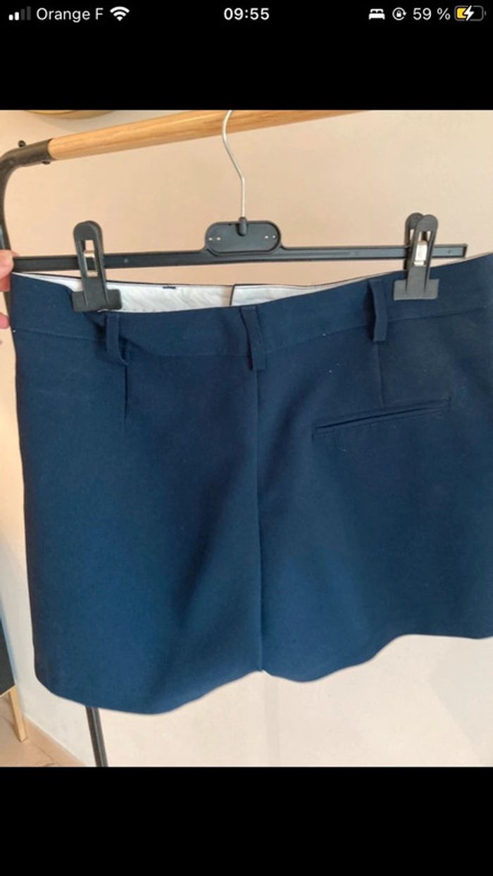 Short bleu léger - photo numéro 2
