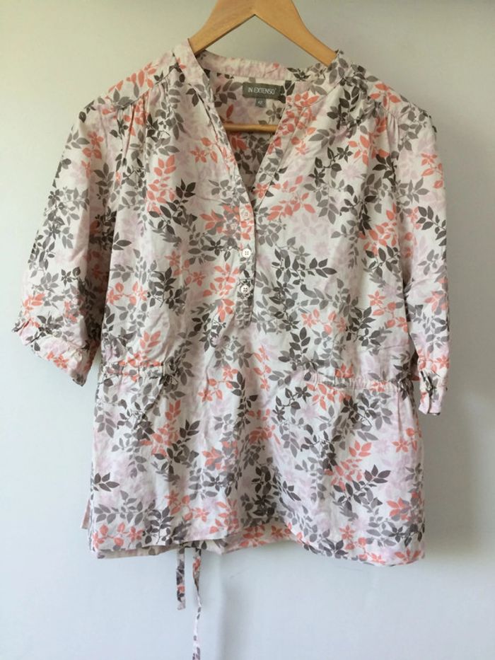 • Blouse fleurie ~Taille 42 • - photo numéro 2