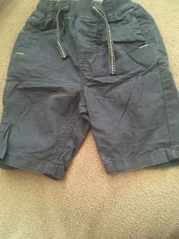 Short garçon  bleu foncé orchestra 18 mois