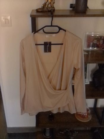 Haut pailletée rose pale taille l
