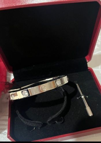 Bracelet cartier Love argent