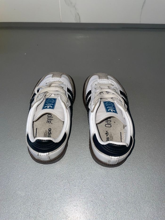 Basket Adidas mixe - photo numéro 3