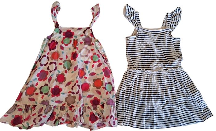 Lot de 2 robes été 4 ans TBE