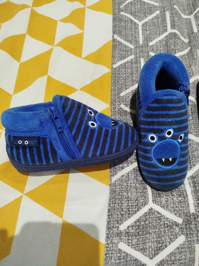 Lot chaussons pantoufles - photo numéro 2