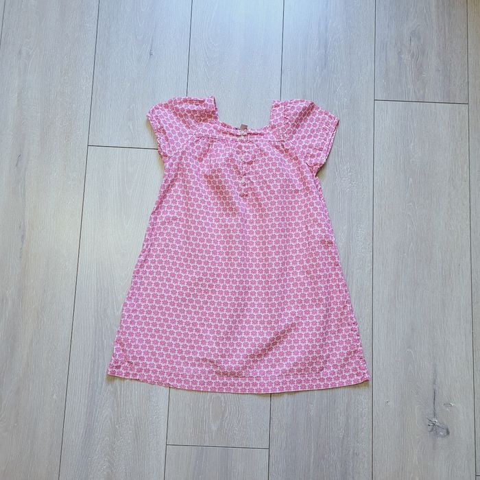 Robe légère rose à fleurs. Fille 6 ans. Marque Cfr