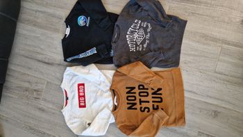 Lot de 4 pulls garçon, taille 5 ans
