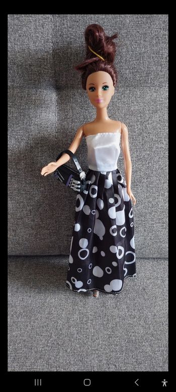 Robe et sac à main barbie