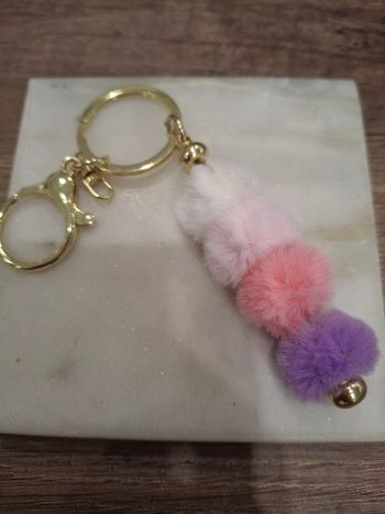 Bijoux sac ou porte clé pompons 
