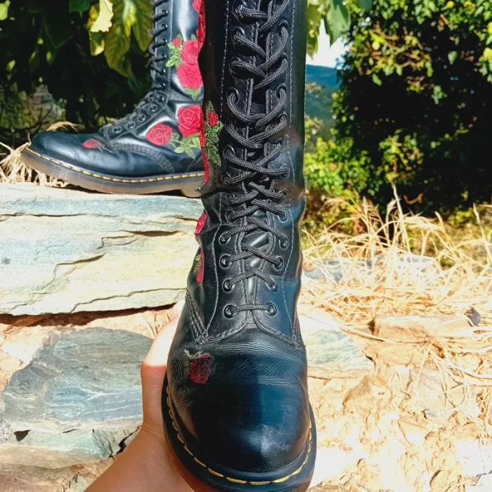 Dr. Martens 1914 Vonda roses brodées 39 - photo numéro 3
