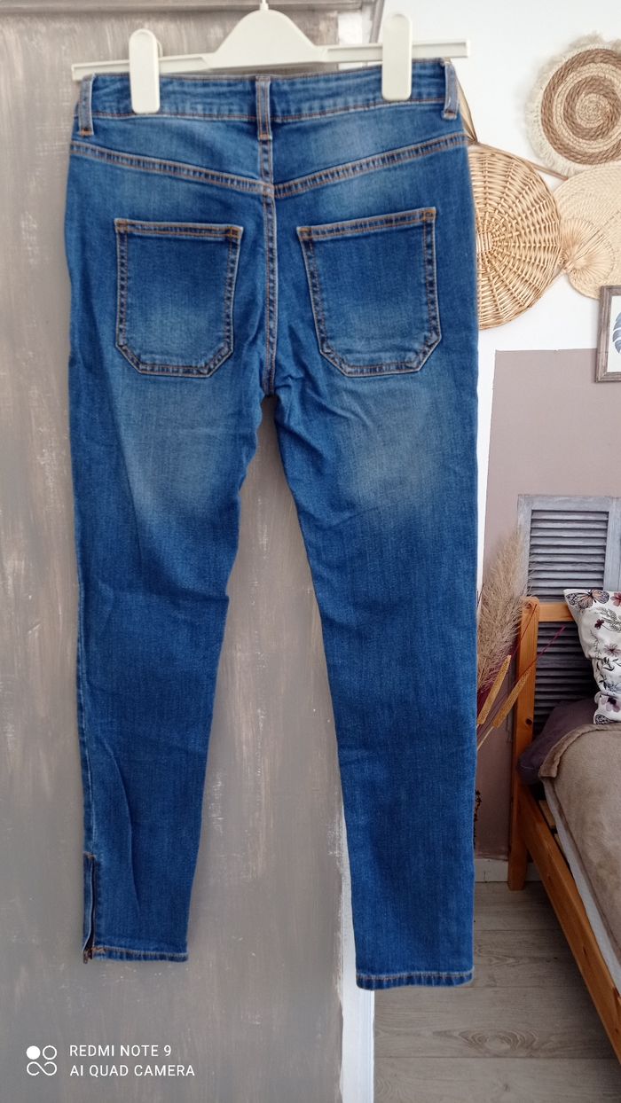 Jean slim Kiabi taille haute 36 très bon état - photo numéro 2