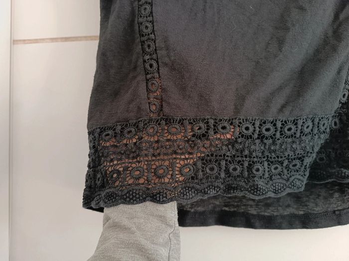 T-shirt stradivarius femme taille S - photo numéro 2