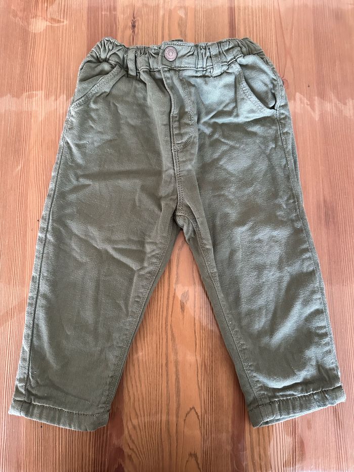Lot pantalon garçon 18  mois - photo numéro 2