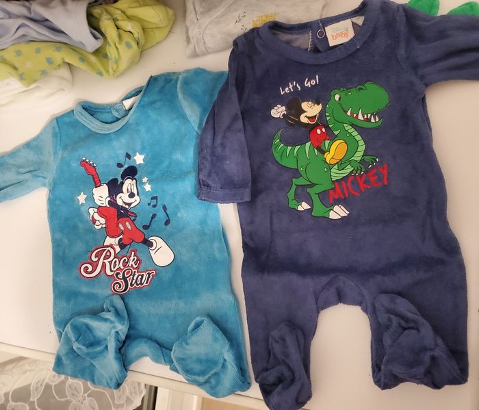 Cartons vêtements bébé garçon 0-3 mois - photo numéro 2