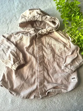 Très belle veste à capuche longue manche bébé garçon Zara