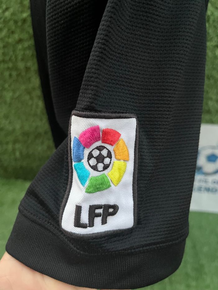 Maillot Neymar Barcelone - photo numéro 9