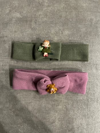 Deux bandeaux pour bébé