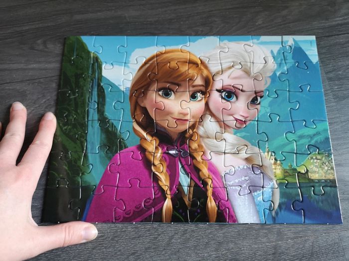 2 Puzzles complets 48 pièces Reine des neiges - photo numéro 7