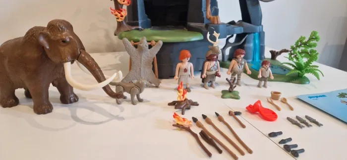Playmobil "grotte préhistorique avec mammouth " - photo numéro 8