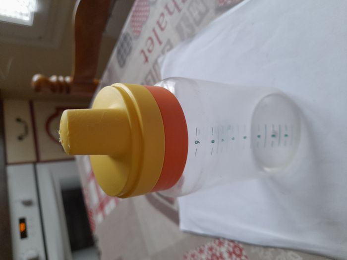 Biberon - photo numéro 2