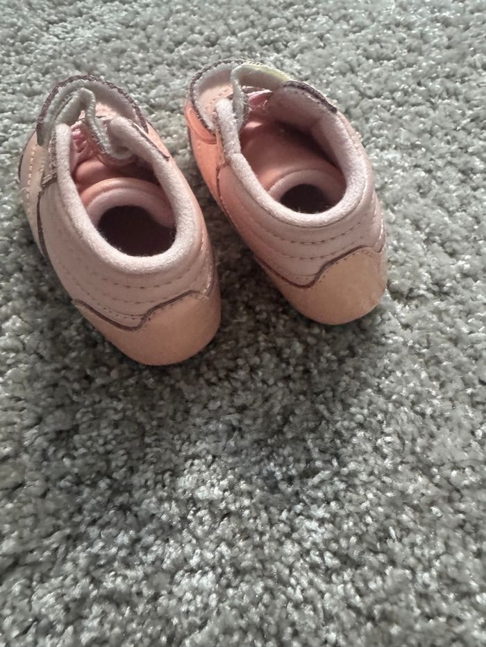 Paire de basket Reebok pour bébé - photo numéro 3