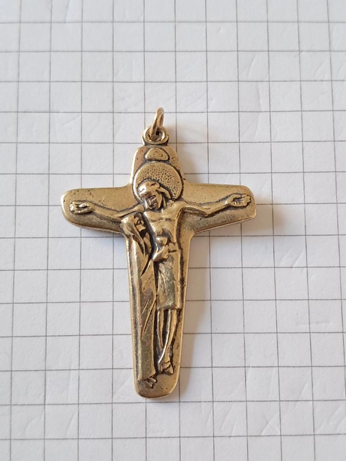 Croix moderne - photo numéro 2