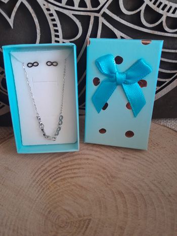 Parure acier inoxydable argenté signe de l'infini