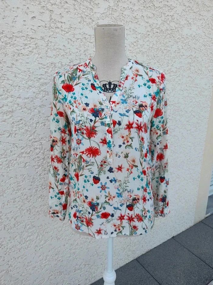 Chemisier blouse fluide blanches motifs fleurs🥀 t.S