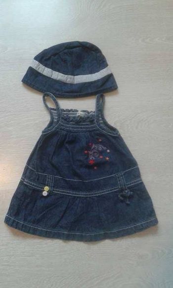 robe + chapeau 6 mois