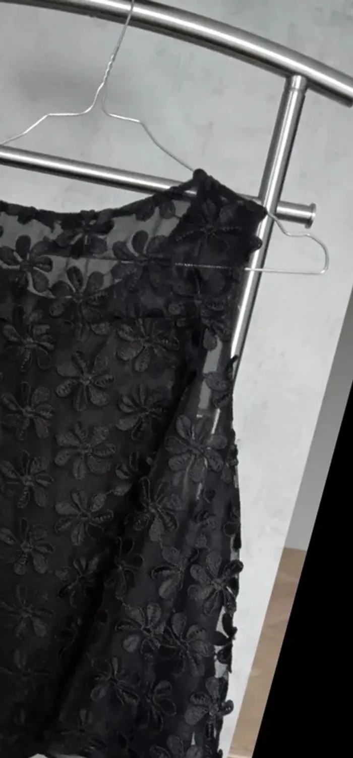 🌸 Haut Mango – Double tissu & broderie fleurs – Taille S 🌸 - photo numéro 3