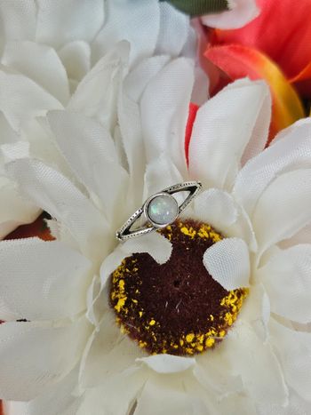 Bague avec sa pierre sélénite modèle 2