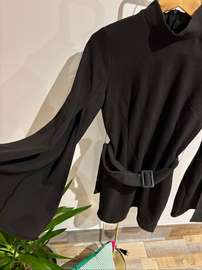 Robe courte taille S/M - photo numéro 3