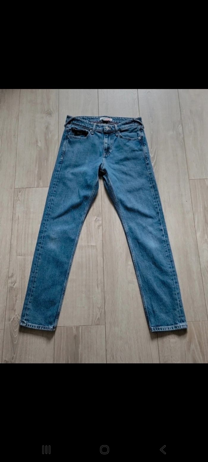 Jean Tommy jean