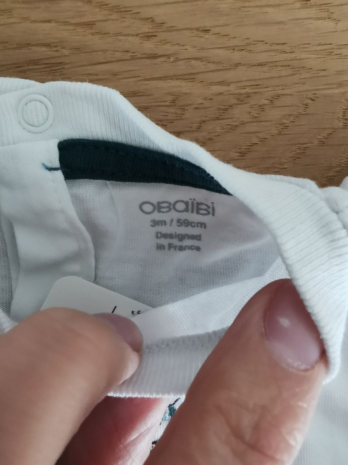 T-shirt manches longues bébé garçon 3mois obaibi en très bon état - photo numéro 2