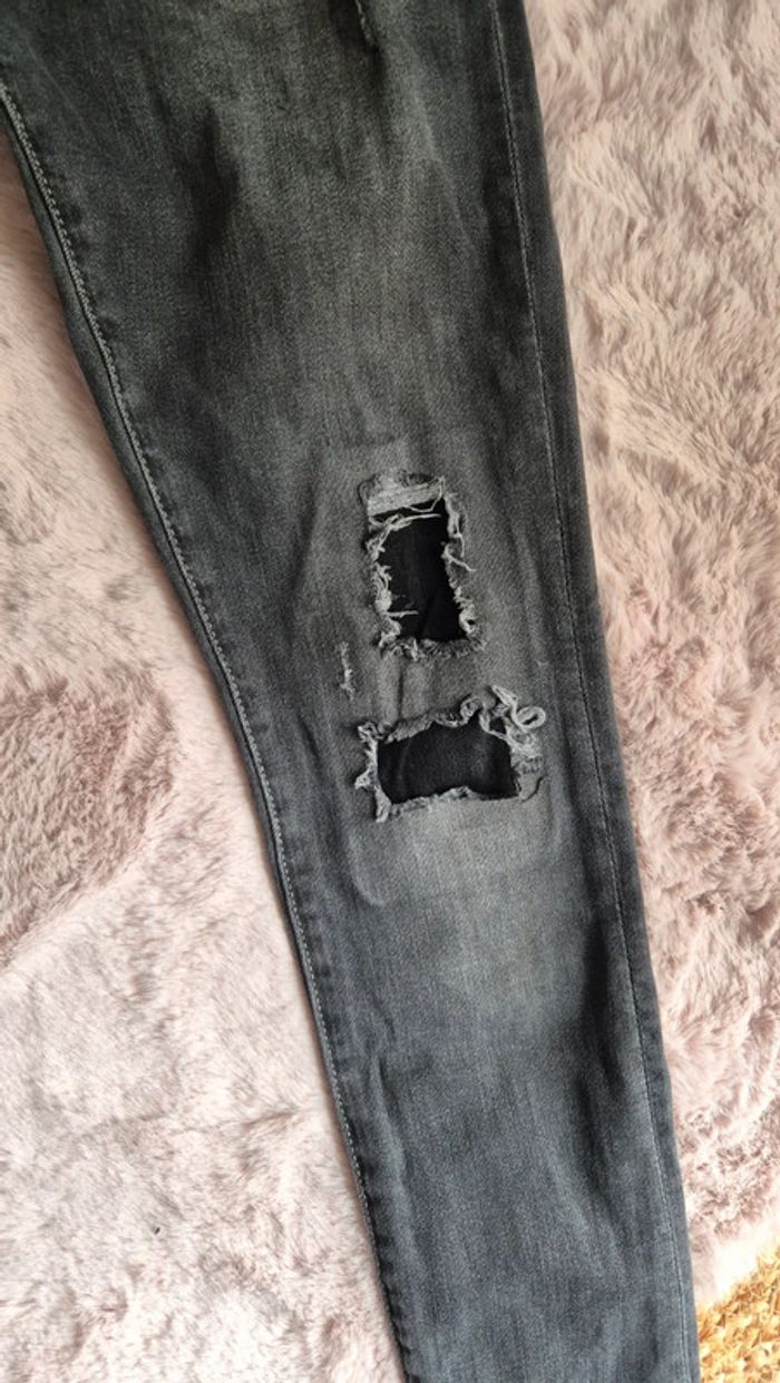 Jeans slim noir style destroyer Zara 🎸 13 / 14 ans - photo numéro 3