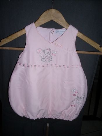 robe kimbaloo 3 mois en parfait état