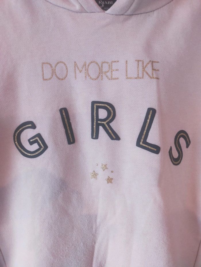Pull a capuche rose Kiabi 10 ans . - photo numéro 5