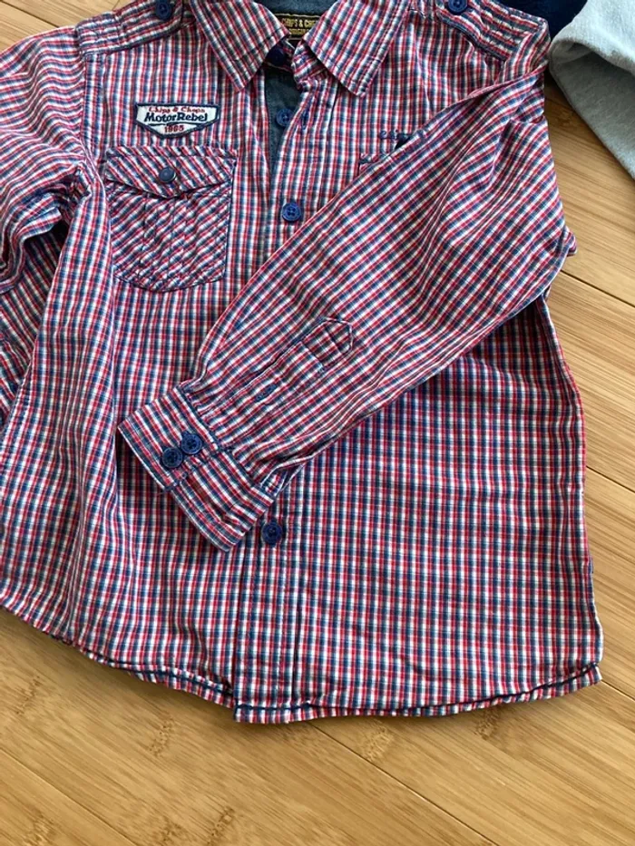 5 ans - Lot de 7 pièces de vêtements sans gros défauts majeurs - photo numéro 5