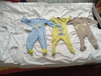 Lot 4 pijamas été marques diverses 12 mois 10€