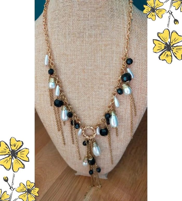 Collier chaîne dorée à pampilles noires & perles nacrées - photo numéro 4
