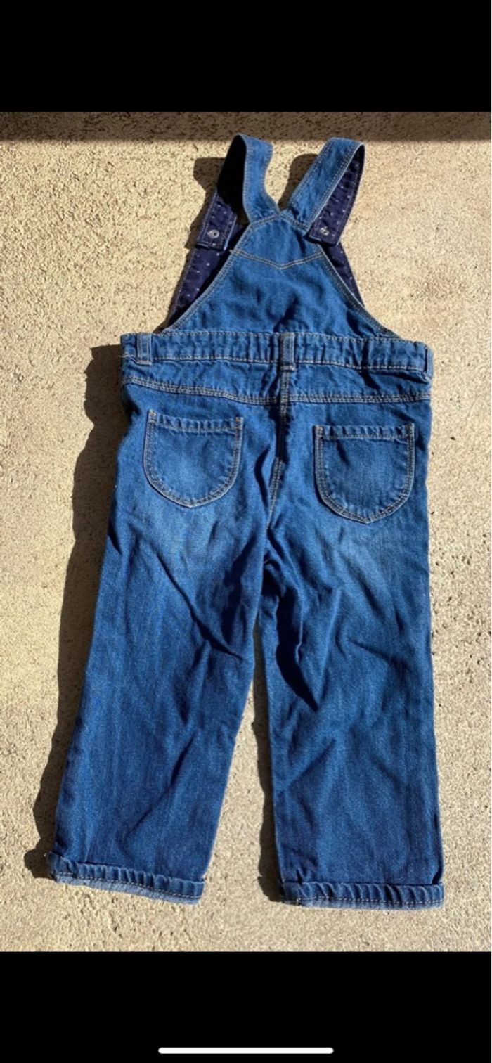 Salopette en jean kiabi bleu - photo numéro 3