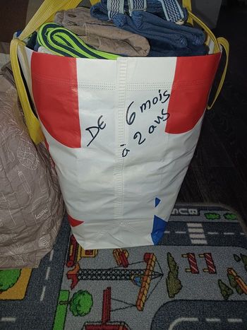 Lot de vêtements