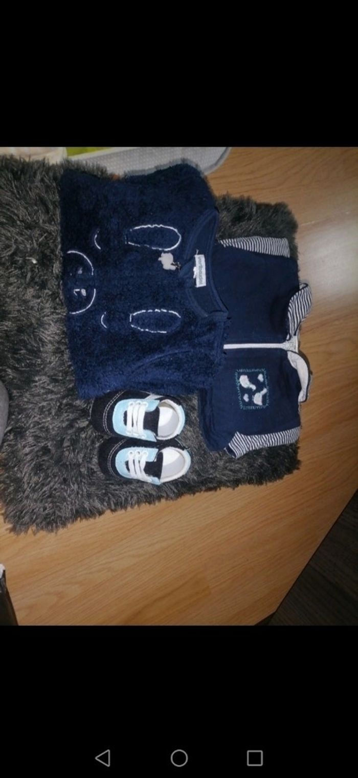 Lot de vêtements bébé - photo numéro 3