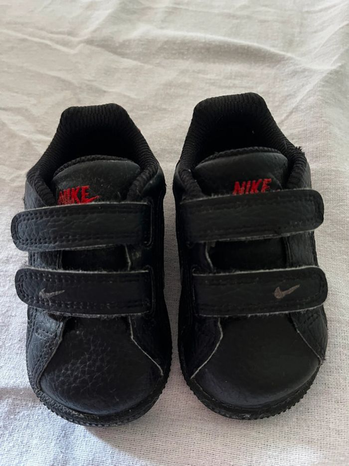 Chaussure bébé Nike - photo numéro 2
