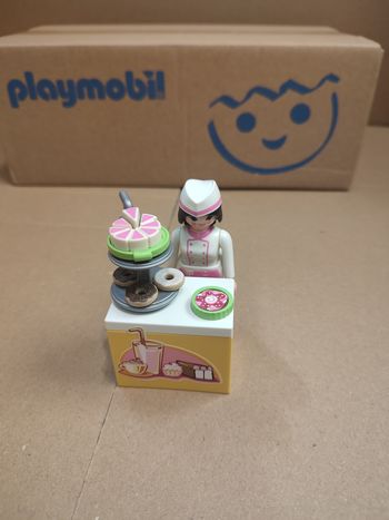 Playmobil 9097 Pâtissière avec gâteaux - occasion