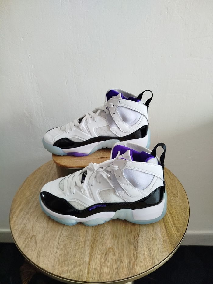 Baskets Nike T 38,5