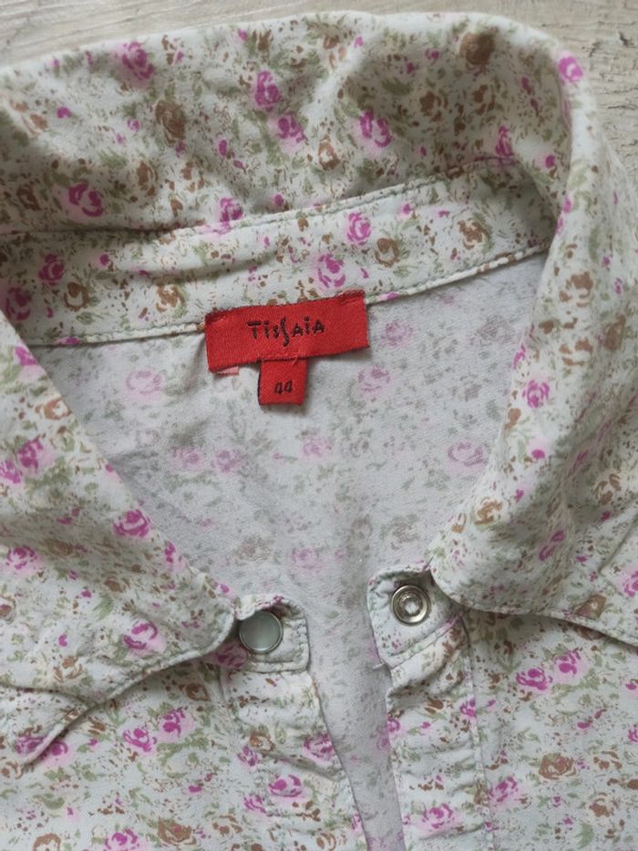 Chemise manches courtes nouée boutons pressions crème motifs fleuris pastels taille 44 Tissaia - photo numéro 8